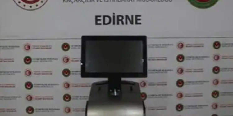 Ailelerin evlat nöbeti soğuk havaya rağmen devam ediyor