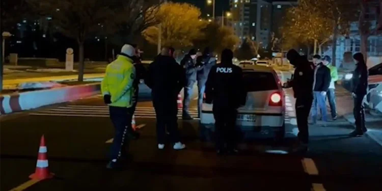 Sarıyer’de akrobatik hareketler yapan motosikletli kamerada