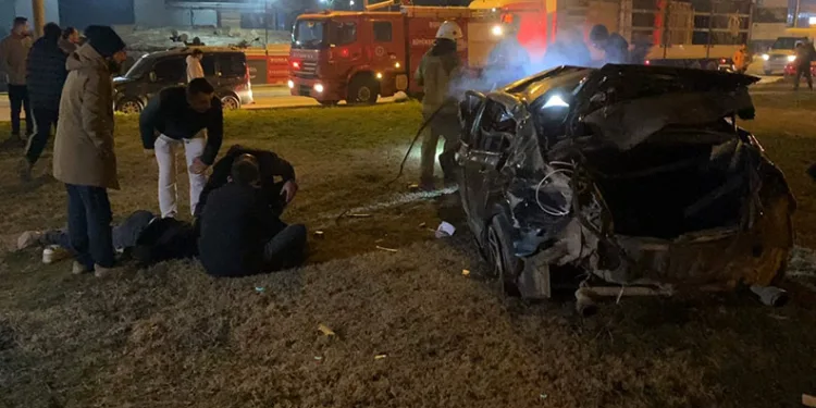 Bursa’da 2 otomobilin çarpıştığı kazada 2 kişi yaralandı