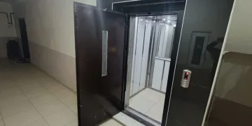 “Biz, sizi deprem illerinden, afet bölgelerinden iyi tanırız, deprem turistleri olarak politik müsamerelerinizi yapıp gittiniz”