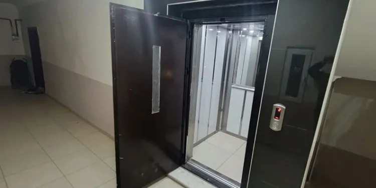 “Biz, sizi deprem illerinden, afet bölgelerinden iyi tanırız, deprem turistleri olarak politik müsamerelerinizi yapıp gittiniz”