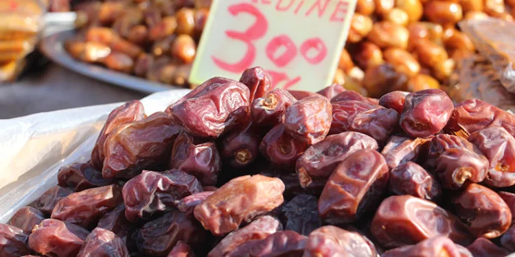 Ramazan ayında sofraların vazgeçilmezi hurmanın fiyatı: 60-350 TL arasında
