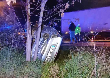 Bursa’da iki otomobil çarpıştı: 1 ölü