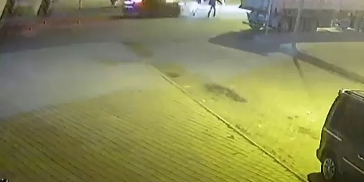İnşaat şantiyesinde çıkan yangın korkuttu