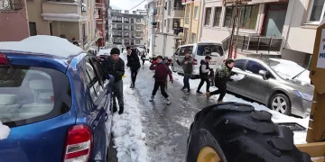Ramazan ayında sofraların vazgeçilmezi hurmanın fiyatı: 60-350 TL arasında