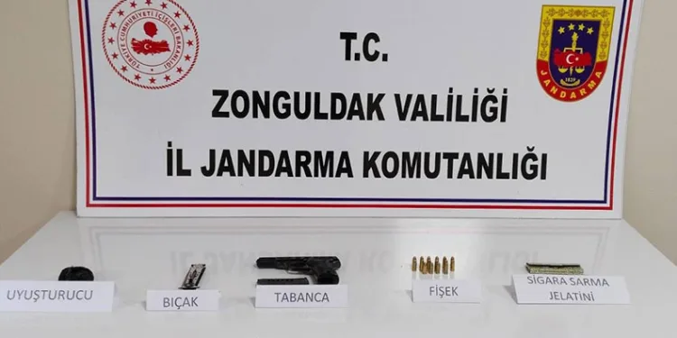 Kastamonu’da uyuşturucuyla yakalanan 4 kişi gözaltına alındı