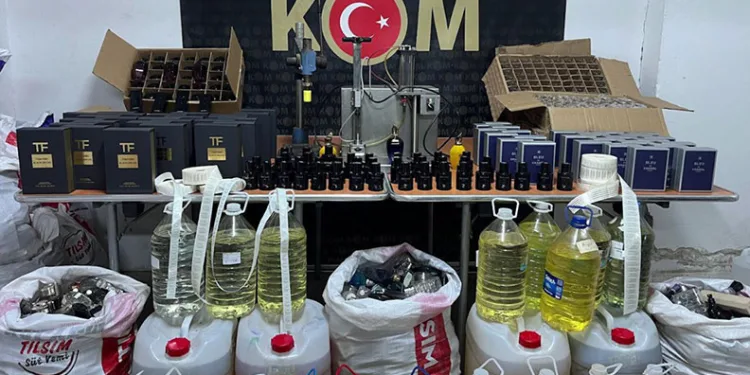 İzmir’de yaşlı çift kazada hayatını kaybetti