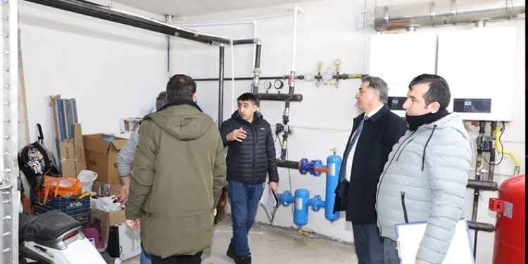 Hatalı araç park eden 241 sürücüye ceza yazıldı