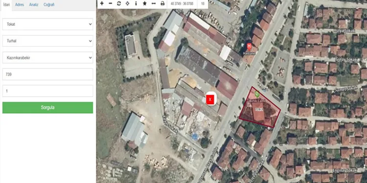 Hastane randevusuna giderken karlı yolda şarampole devrildiler: 3 yaralı