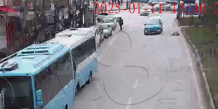 Bayrampaşa’da tek katlı otoparkta yangın