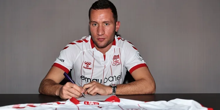 Veljko Simic resmen Sivasspor’da