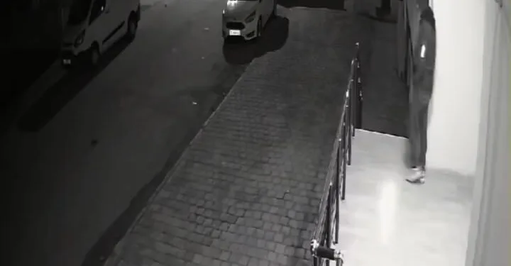 100 bin liralık malzemeyi bisikletle çaldı