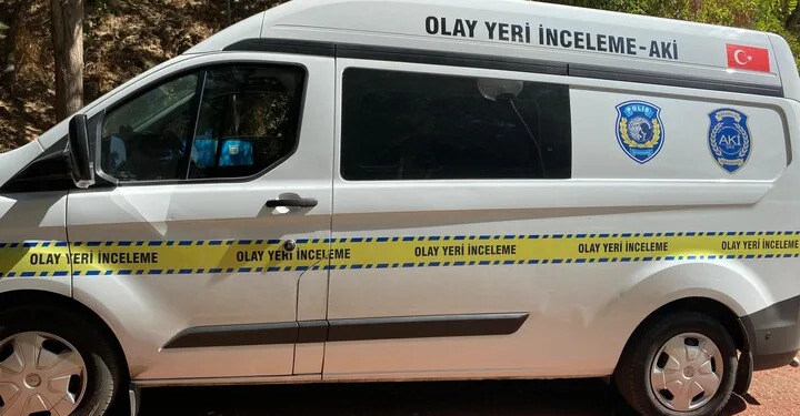 100 bin liralık malzemeyi bisikletle çaldı