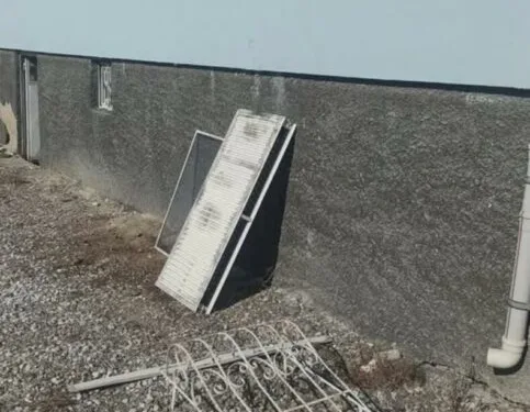 Isparta’da ev yangını, alevler arasında kalan 5 kişi balkondan tahliye edildi