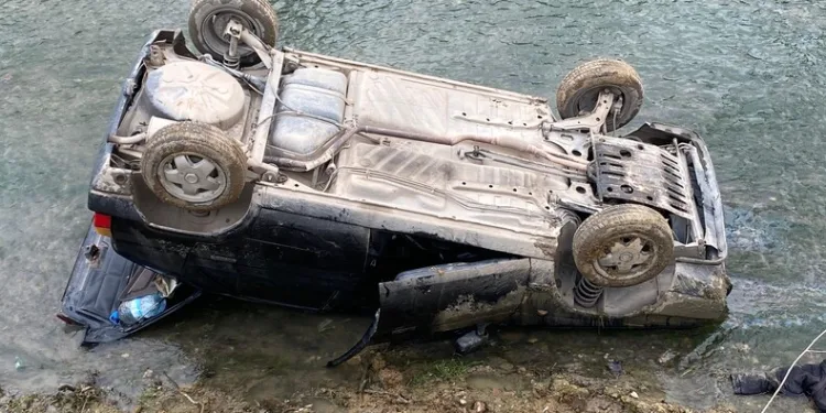 Antalya’da iki araç çarpıştı: 1 ağır yaralı