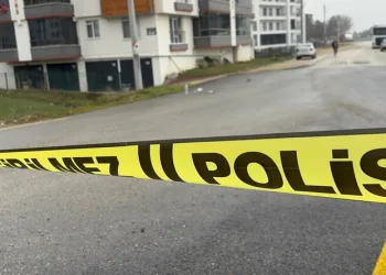 Antalya’da iki araç çarpıştı: 1 ağır yaralı