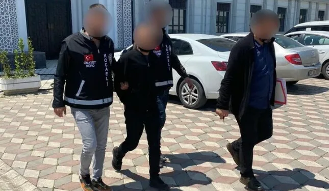 Erdek’te gece saatlerinde dam yangını paniğe neden oldu