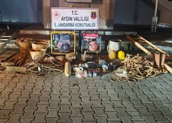 Kaçak kazı yapan 10 şüpheli jandarmaya takıldı