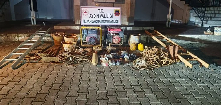Kaçak kazı yapan 10 şüpheli jandarmaya takıldı
