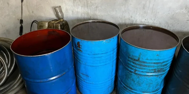 Adana’da bin litre kaçak akaryakıt ele geçirildi