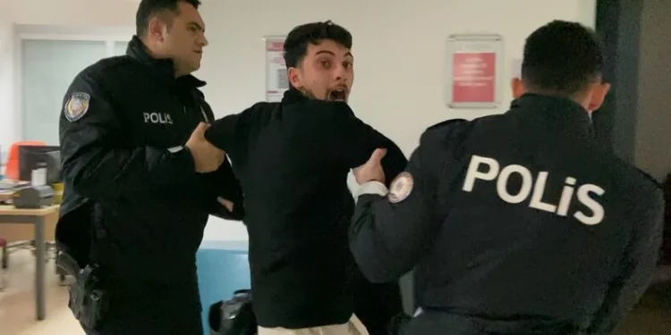 Adana’da bin litre kaçak akaryakıt ele geçirildi