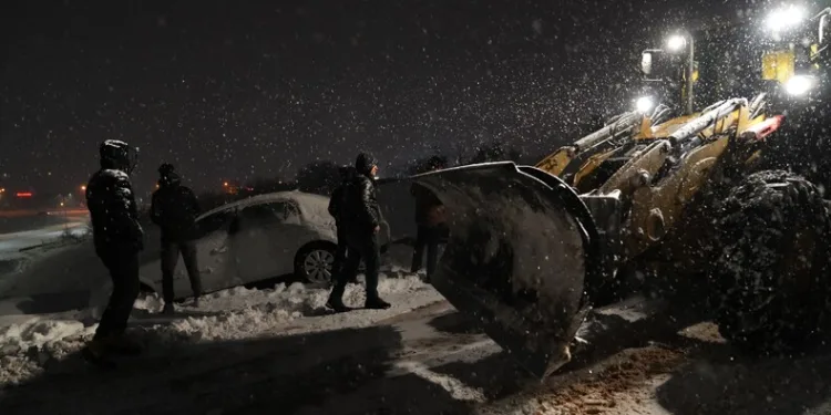 Adana’da bin litre kaçak akaryakıt ele geçirildi