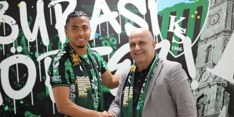 Kocaelispor, Rigoberto Rivas ile sözleşme imzaladı