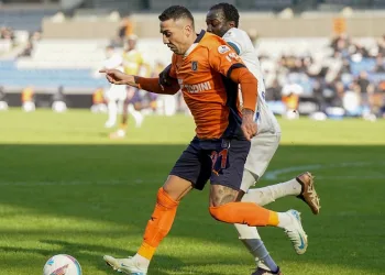 Başakşehir, Davidson’un Qingdao West FC’ye transfer olduğunu duyurdu