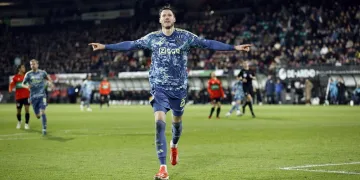 Ajax forması giyen Wout Weghorst 6 hafta sahalardan uzak kalacak