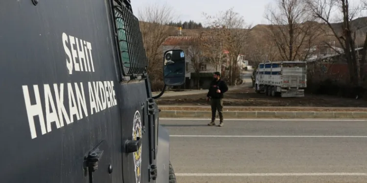 Mardin’de kamyon ile kamyonet çarpıştı: 1 ölü
