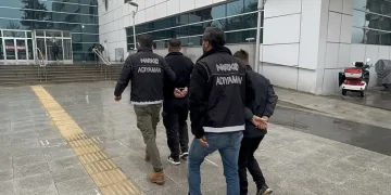 Uyuşturucu ile yakalanan 2 kişiden biri tutuklandı