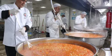Çenesindeki dev tümörden kurtuldu, bacağından alınan kemikle yeni yüzüne kavuştu