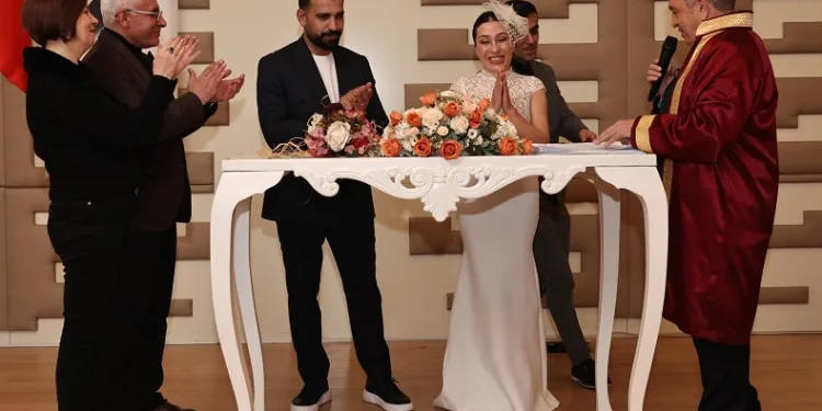 Sevgililer Günü nikahları Başkan Şadi Özdemir’den