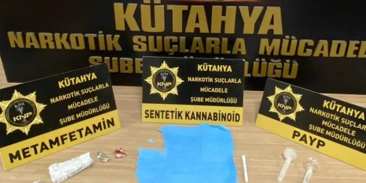 Tekirdağ’da ev yangını: 2 kişi dumandan etkilendi