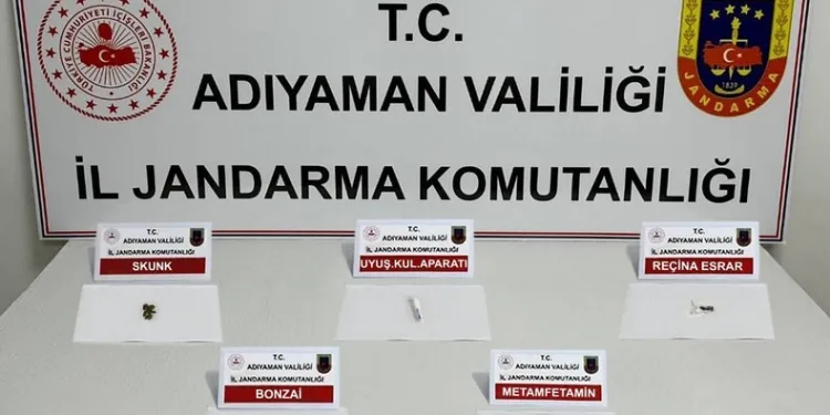 Sarıyer’de çalıntı motosiklet GPS takip cihazından bulundu, 4 şüpheli gözaltına alındı