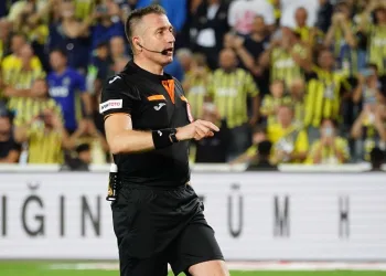 Hüseyin Göçek: “Yabancı hakemin gelip Türkiye’de görev alması üzüntü verici”