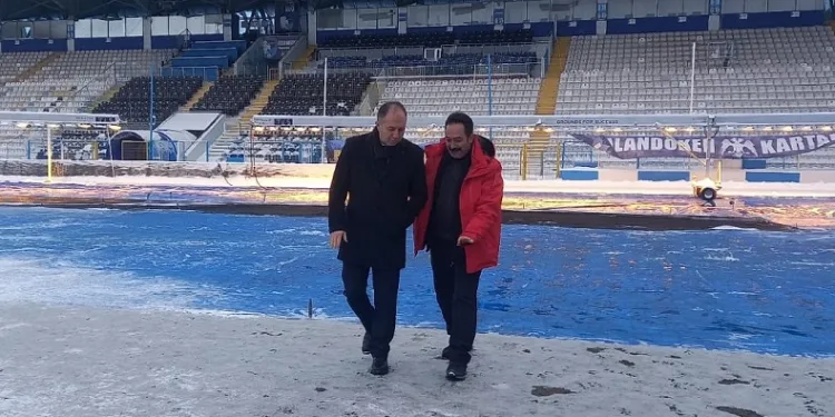 Kazım Karabekir Stadı’nda yoğun seferberlik