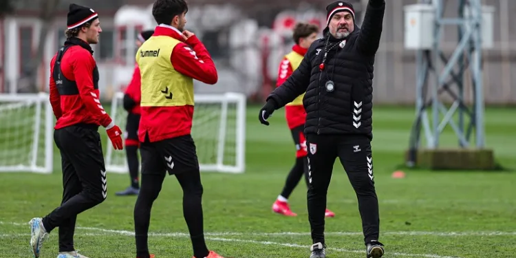 Samsunspor, Karadeniz derbisini kazanmak istiyor