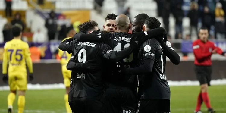 Trendyol Süper Lig: Eyüpspor: 1 – Beşiktaş: 3