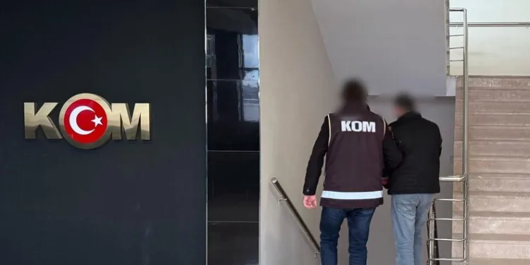 Konya’da uyuşturucu tacirlerine operasyon