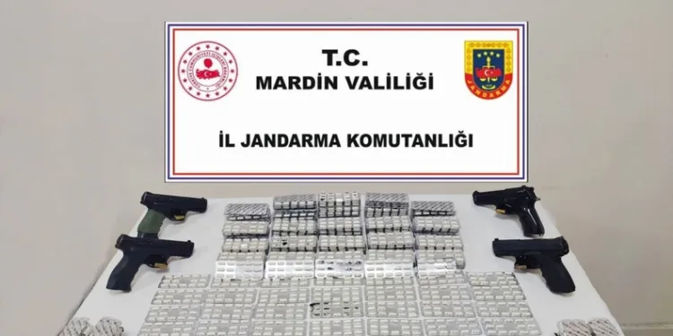 Konya’da uyuşturucu tacirlerine operasyon