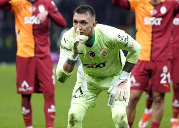 Galatasaray’da derbilerin en deneyimlisi Fernando Muslera
