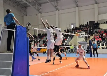 Efeler Ligi: TÜRŞAD: 1 – Bursa Büyükşehir Belediyespor: 3