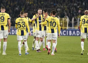 Fenerbahçe’de tek hedef derbi galibiyeti