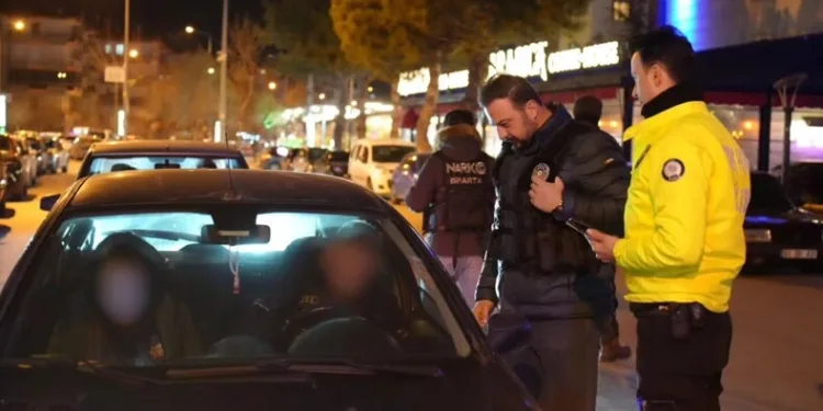 Emniyetten güvenli sürücülük farkındalığı