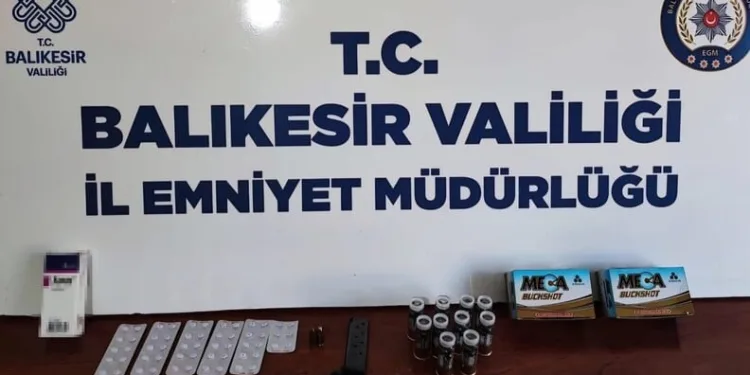 Kendisini MİT görevlisi olarak tanıtıp yarım milyonluk vurgun yaptı