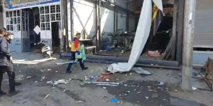 Eşinin akrabalarına inandı hem parasından hem aracından oldu