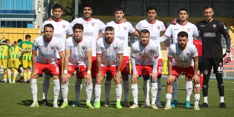 1923 Mustafakemalpaşaspor, deplasmandan 1 puanla döndü
