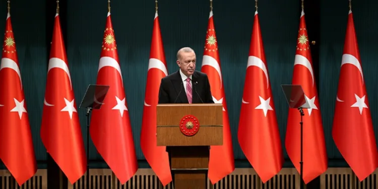 Cumhurbaşkanı Erdoğan: “Rusya-Ukrayna-ABD görüşmelerine ülkemiz ideal bir ev sahibi olacaktır”