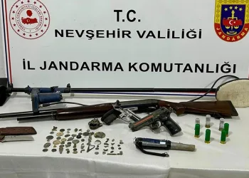 Nevşehir’de 68 tarihi obje ve sikke ele geçirildi